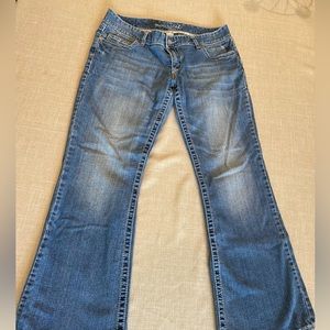 Maurice’s Boot Cut Size 11-12 Short Light Wash Jeans